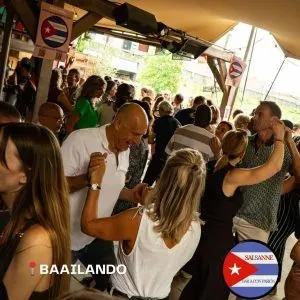 BAAILANDO!
